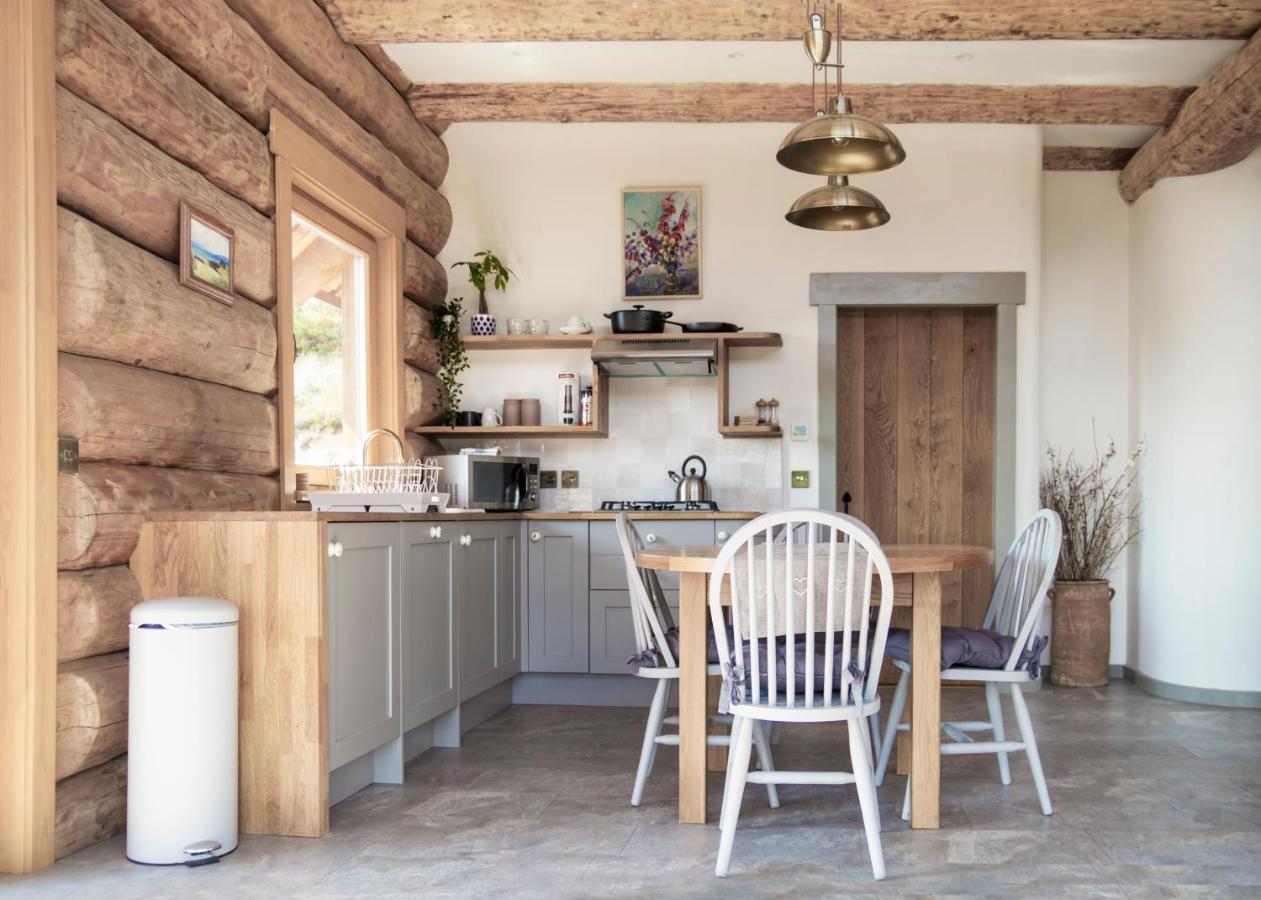 Wild Nurture Eco Luxury Offgrid Log Cabin Fort William Eksteriør bilde