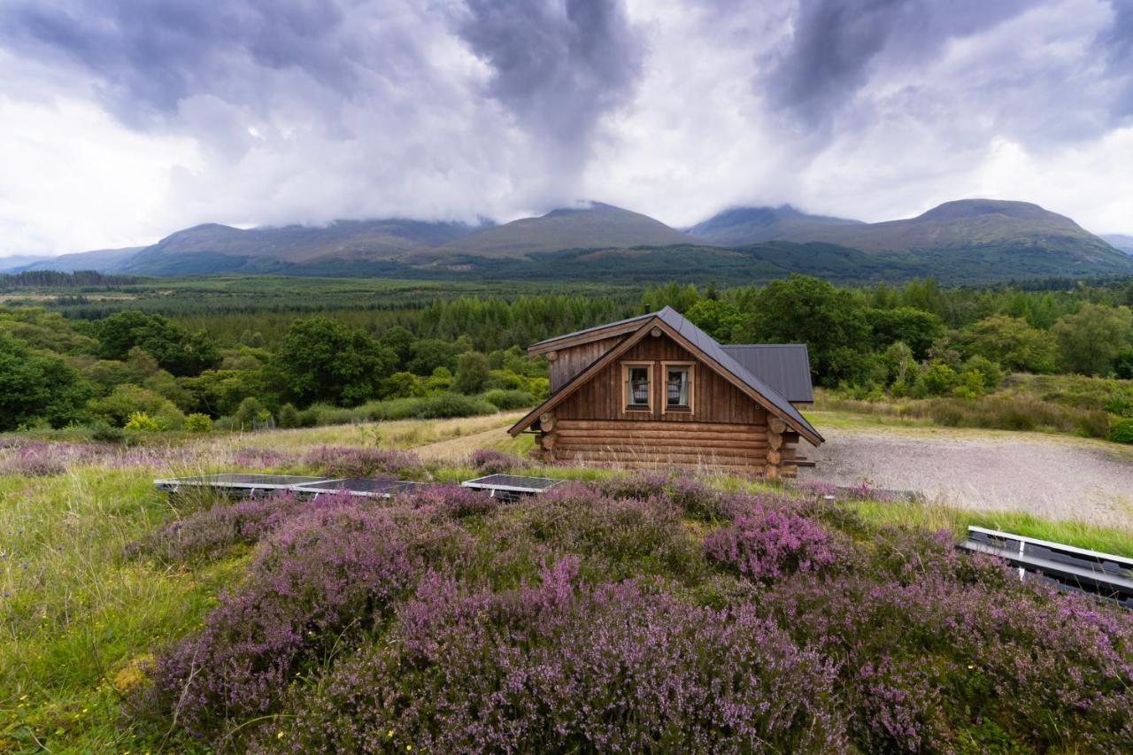 Wild Nurture Eco Luxury Offgrid Log Cabin Fort William Eksteriør bilde