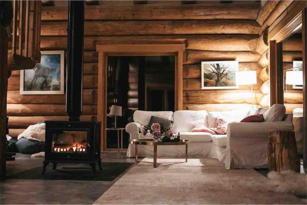 Wild Nurture Eco Luxury Offgrid Log Cabin Fort William Eksteriør bilde